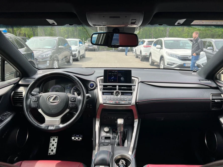 Lexus NX