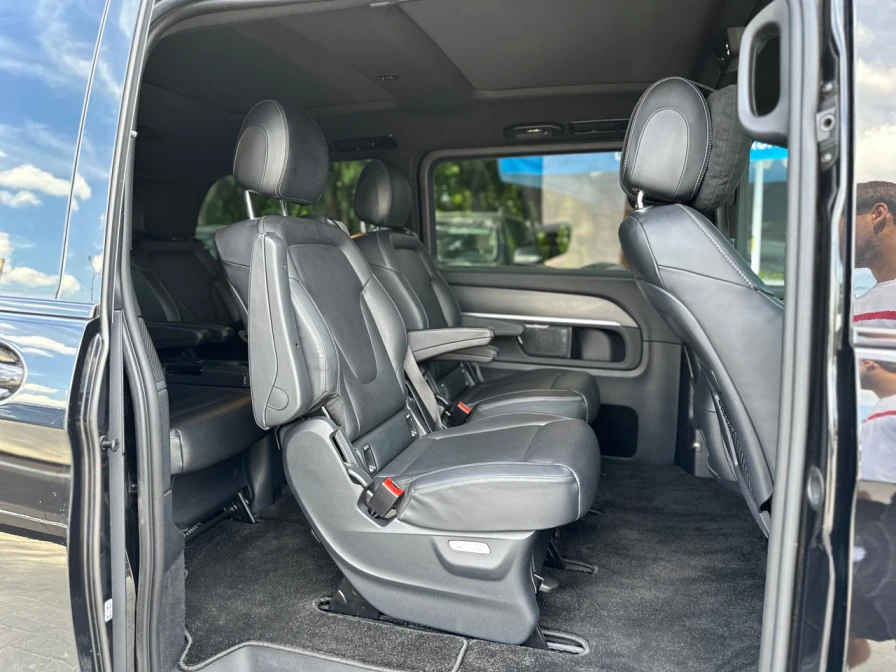 Mercedes V-Class Black