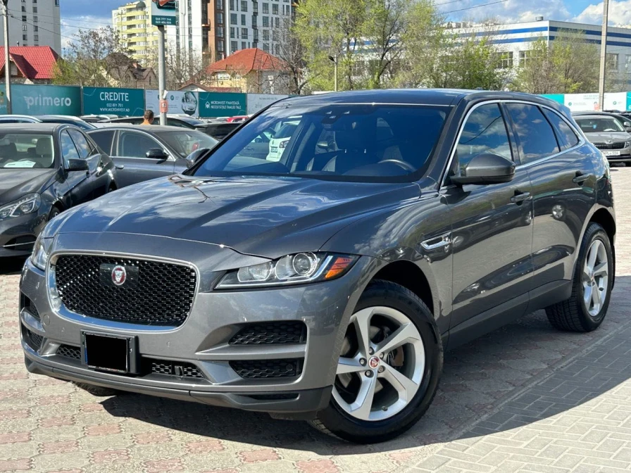 Jaguar F-Pace