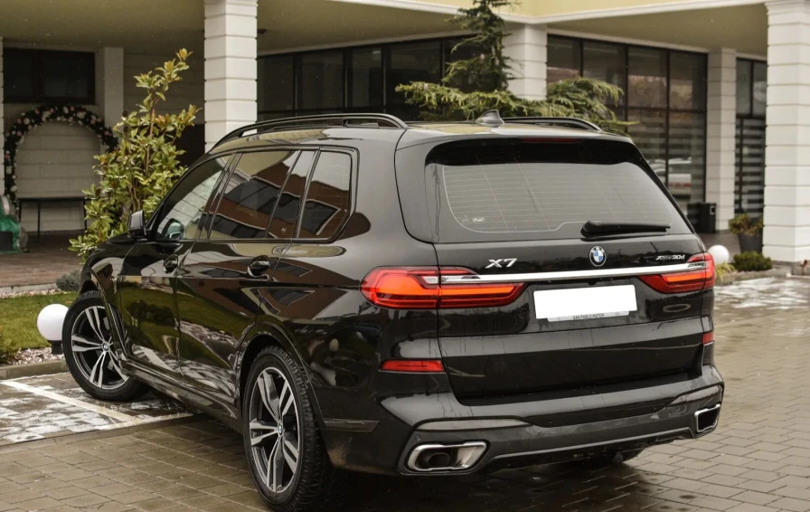 BMW X7