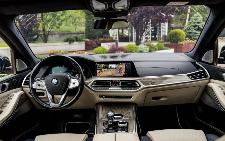 BMW X7