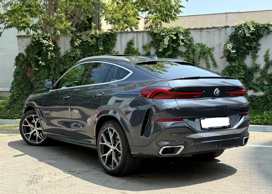 BMW X6
