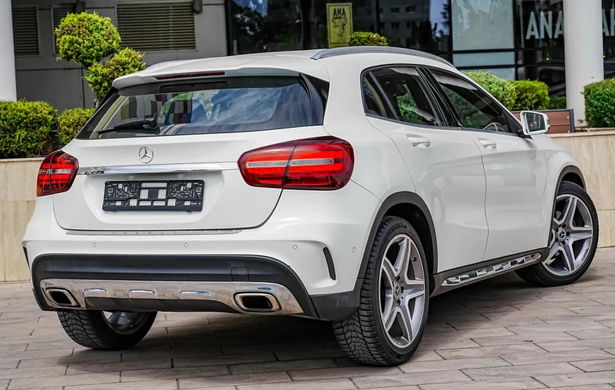 Mercedes-Benz GLA