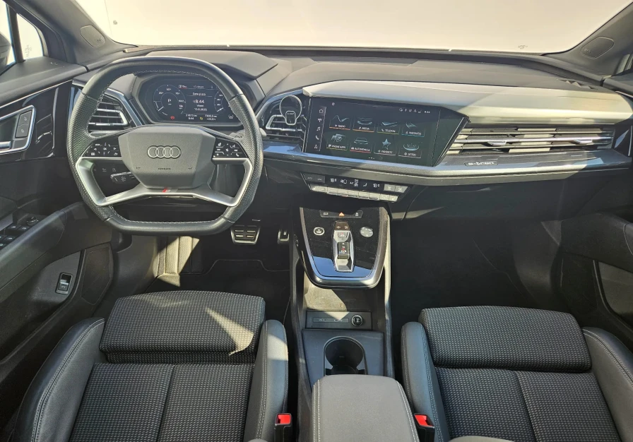 Audi Q4