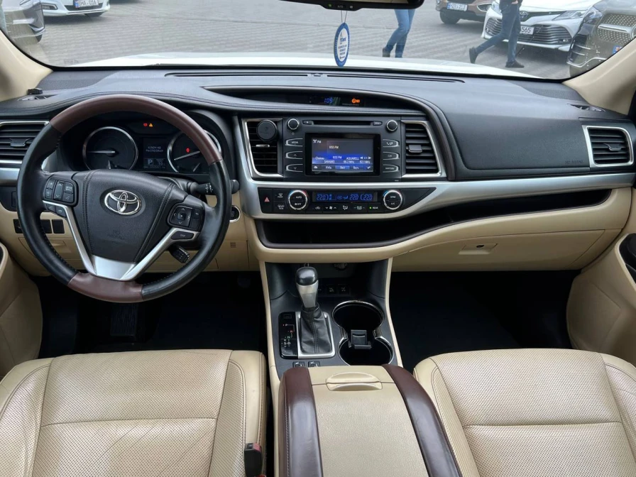 Toyota Highlander 8 Locuri