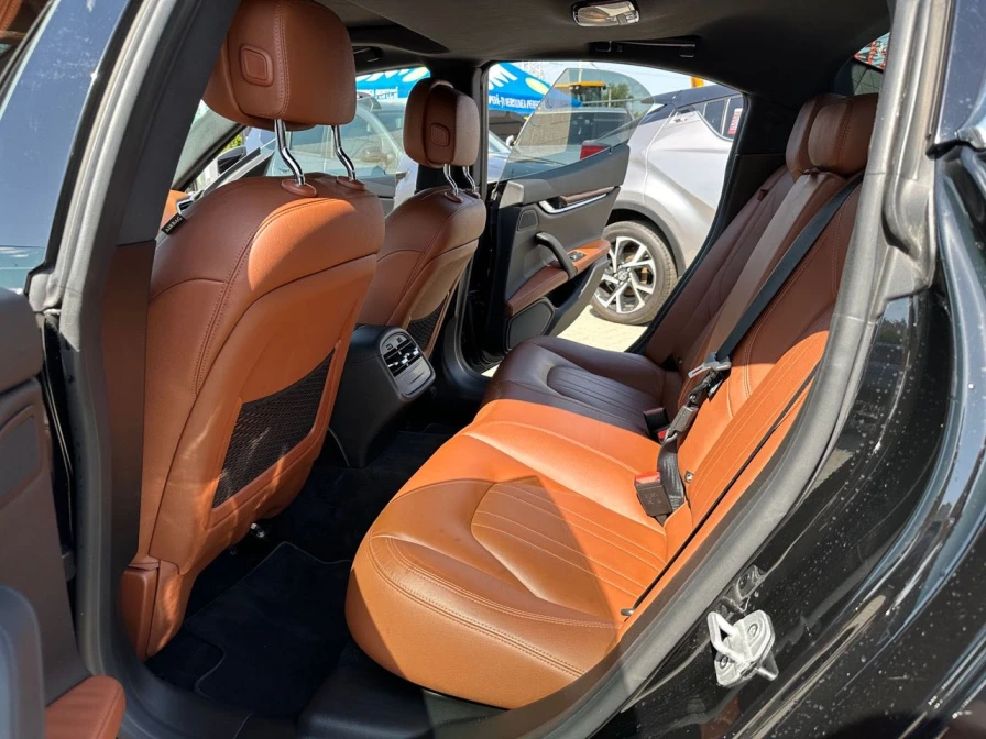 Maserati Ghilbli