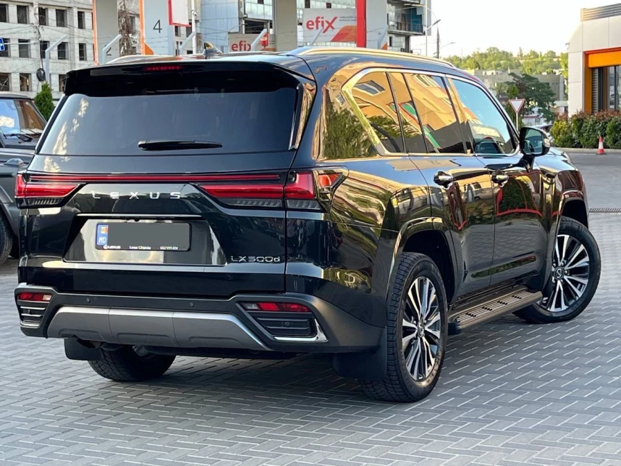 Lexus LX 2022