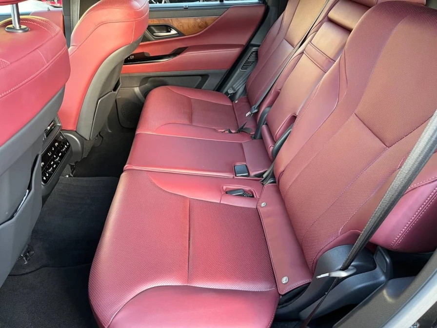 Lexus LX 2022