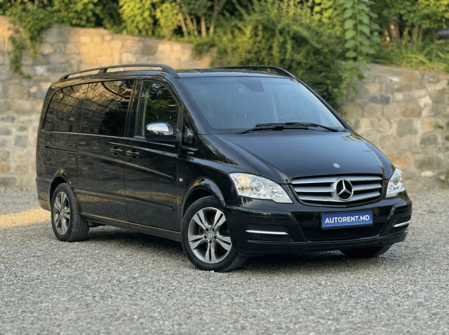 Mercedes Viano
