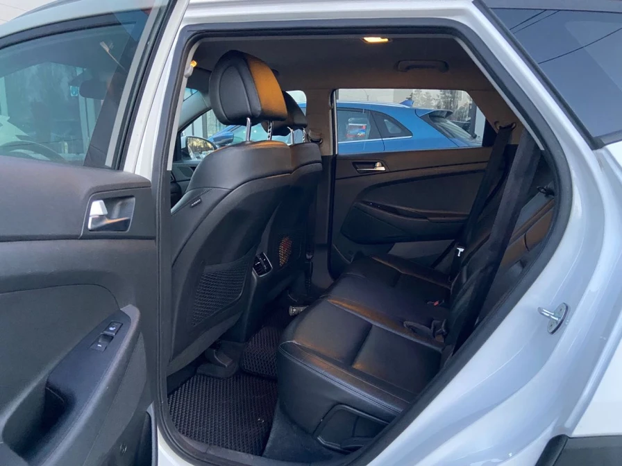 Hyundai Tucson White