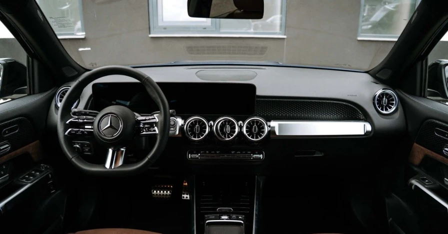 Mercedes GLB