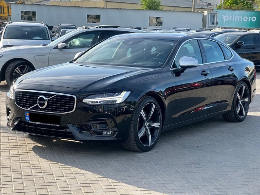 Volvo S90