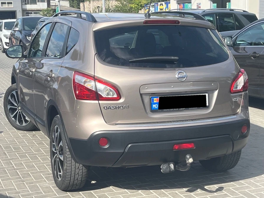 Nissan Qashqai Manual