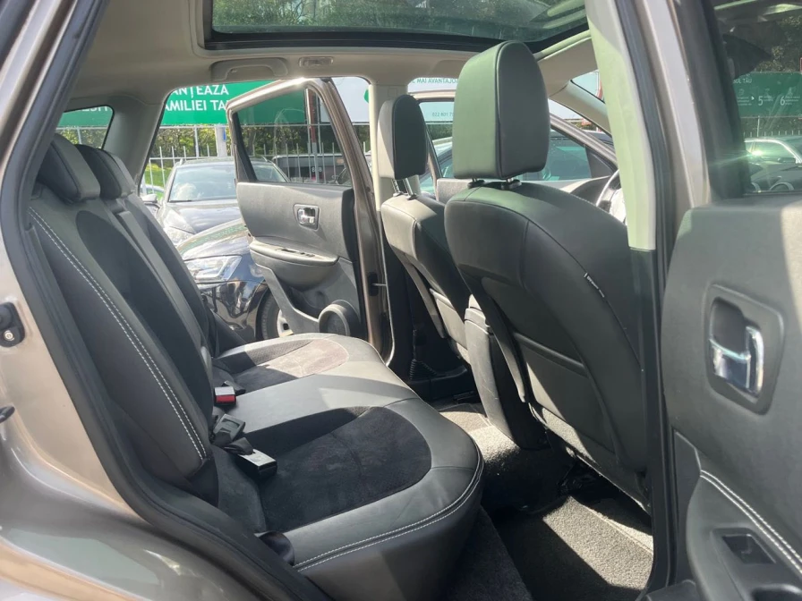 Nissan Qashqai Manual