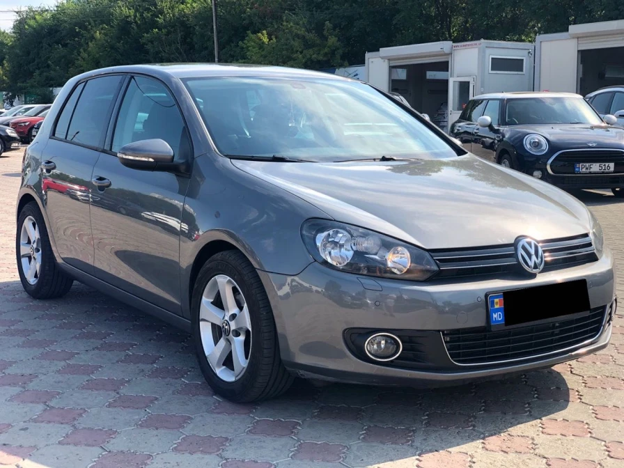 Volkswagen Golf VI