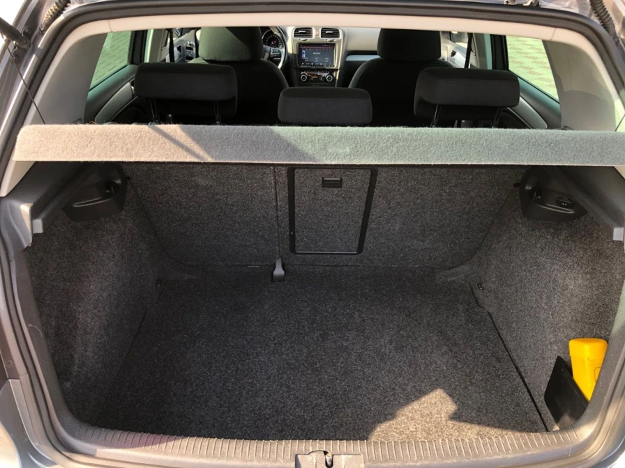 Volkswagen Golf VI
